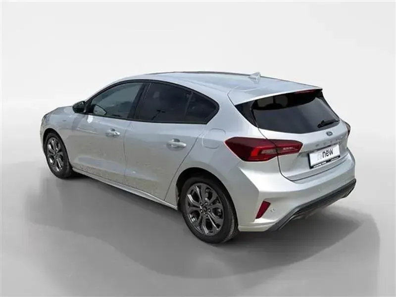 Usata Ford Focus ST-Line 125 CV (91 kW) 2025 Grigio chiaro