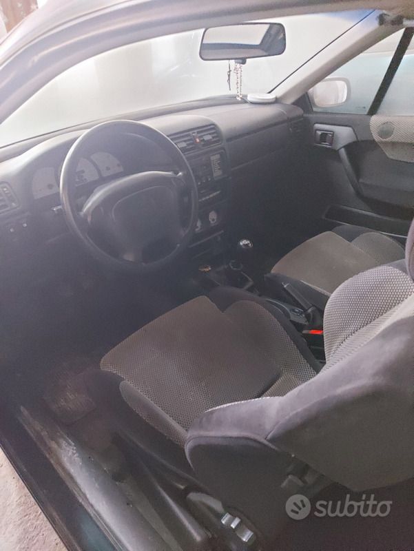 Usata 1995 Opel Calibra Coupé | 6300 € - Immagine 1/4