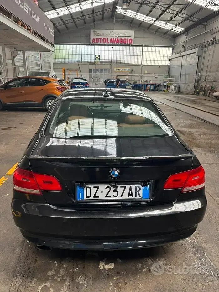 Usata BMW 320 177 CV (130 kW) 2008 Nero Coupé