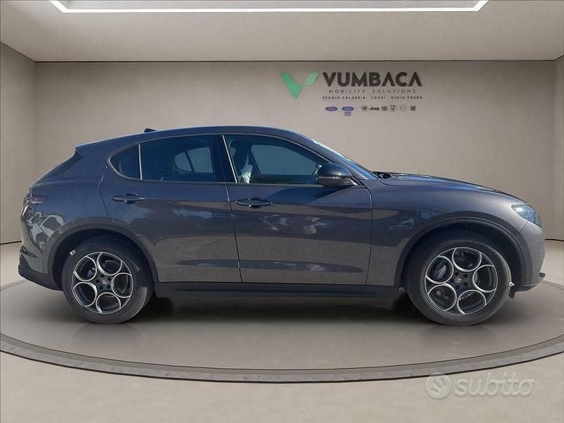 Nuova Alfa Romeo Stelvio Sprint 160 CV (117 kW) 2025 Grigio SUV