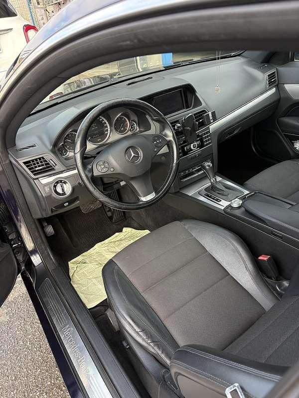 Usata Mercedes E250 204 CV (150 kW) 2011 Blu Coupé