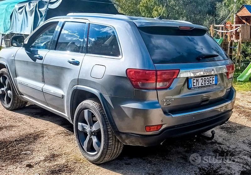 Usata Jeep Grand Cherokee 248 CV (182 kW) 2012 Grigio SUV