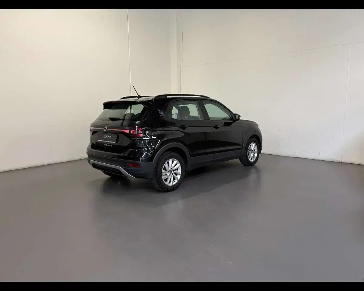 Usata VW T-Cross Style 110 CV (80 kW) 2023 Nero orca metallizzato SUV