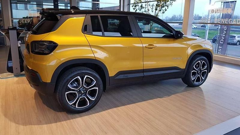 Usata Jeep Avenger Summit 61 kW (84 CV) 2023 Giallo SUV