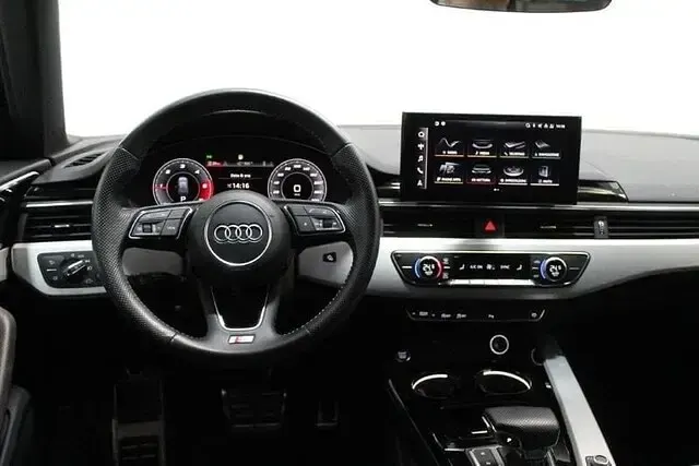 Usata Audi A4 S-Line 204 CV (150 kW) 2024 Grigio Station wagon