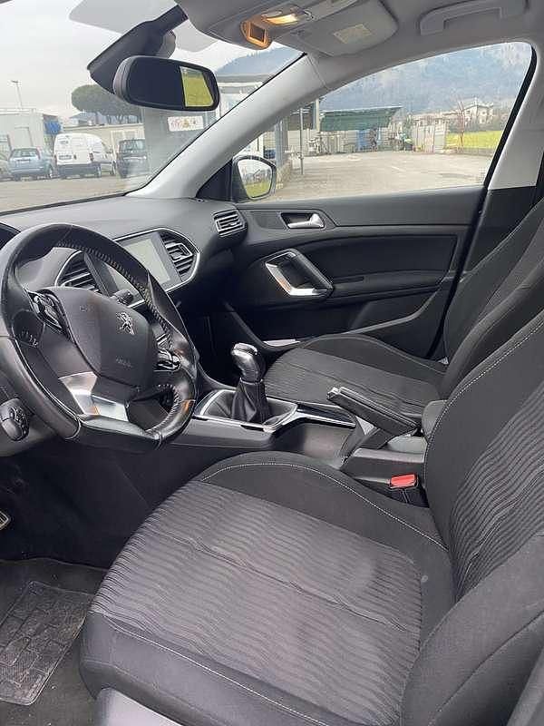 Usata Peugeot 308 136 CV (100 kW) 2014 Nero Berlina