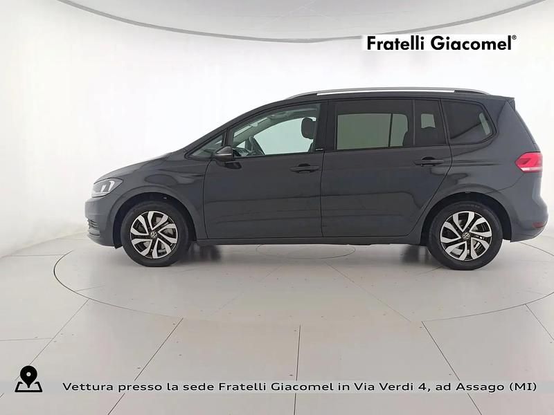 Usata VW Touran Business 150 CV (110 kW) 2023 5k urano grey Monovolume