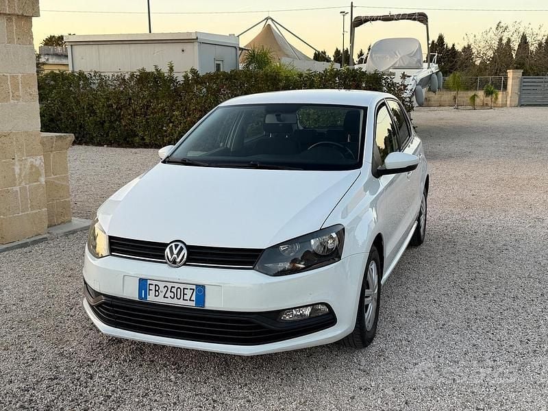 Usata VW Polo Trendline 59 CV (43 kW) 2016 Bianco Berlina