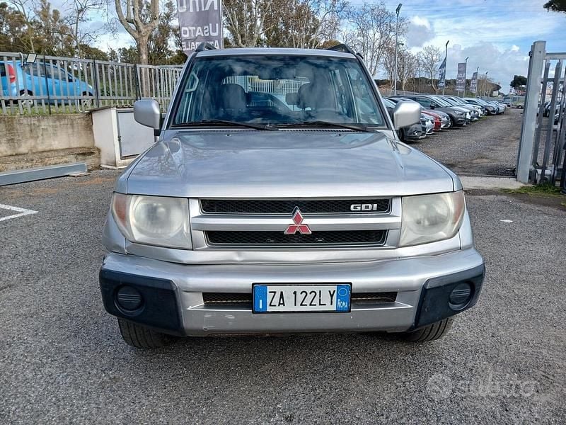 Usata Mitsubishi Pajero 129 CV (94 kW) 2001 Argento SUV