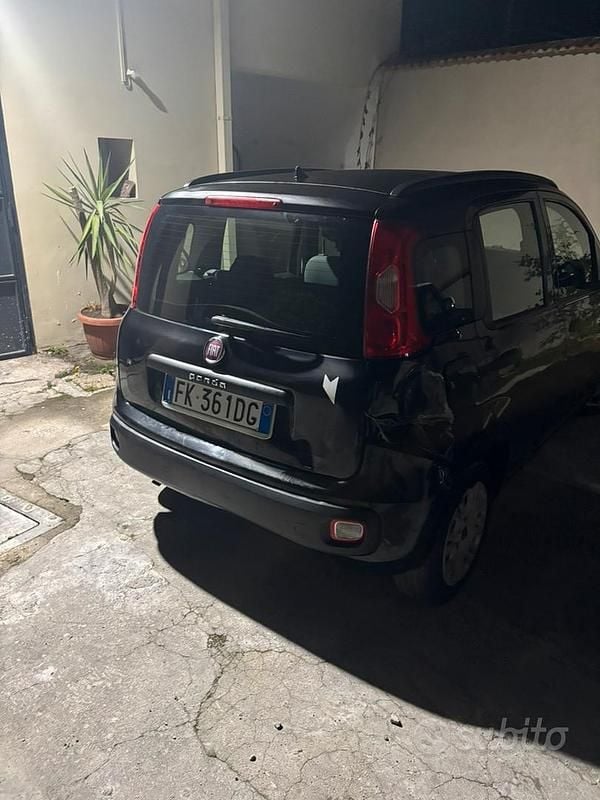 Usata Fiat Panda Active 60 CV (44 kW) 2017 Nero Utilitaria