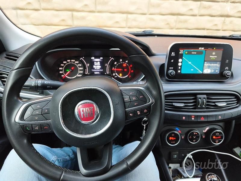 Usata Fiat Tipo 120 CV (88 kW) 2020 Grigio Station wagon