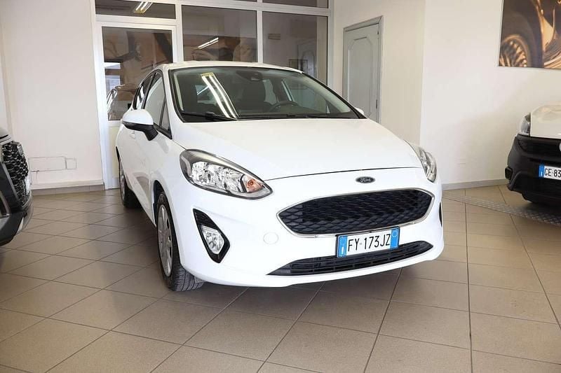Usata Ford Fiesta 86 CV (63 kW) 2019 Argento Utilitaria