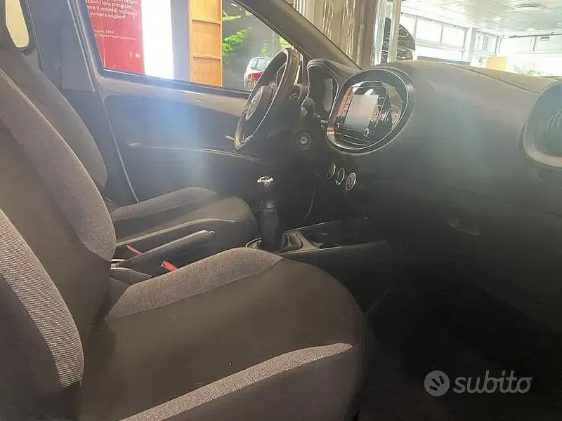 Usata Toyota Aygo X Active 72 CV (52 kW) 2022 Bianco SUV