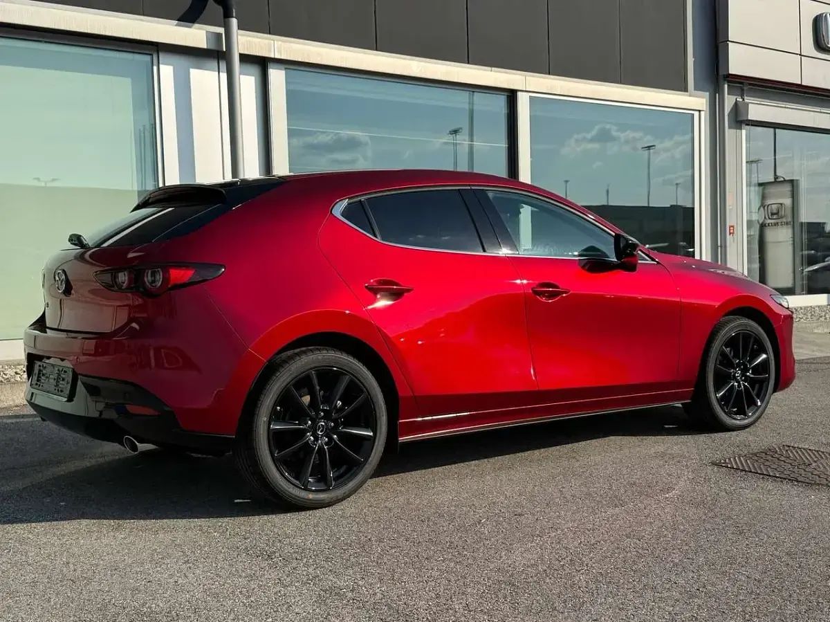 Nuova Mazda 3 Homura-Line 140 CV (102 kW) 2026 Rosso Berlina