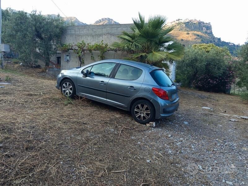 Usata Peugeot 207 2009 Berlina
