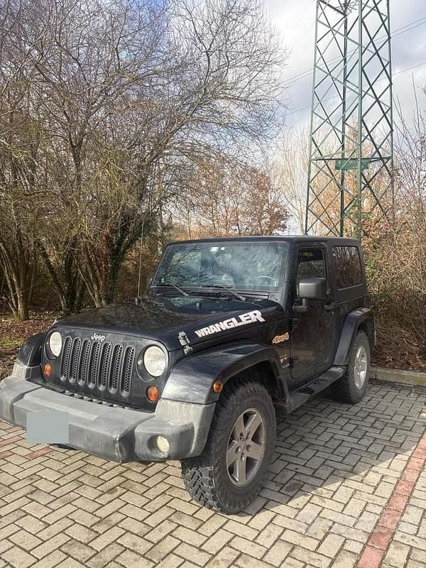 Usata Jeep Wrangler Sahara 177 CV (130 kW) 2008 Nero SUV