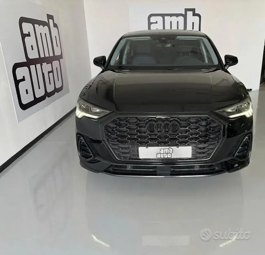 Usata Audi Q3 Sportback S-Line 150 CV (110 kW) 2024 Nero SUV