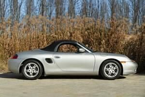 Usata Porsche Boxster 204 CV (150 kW) 1997 Grigio Cabrio