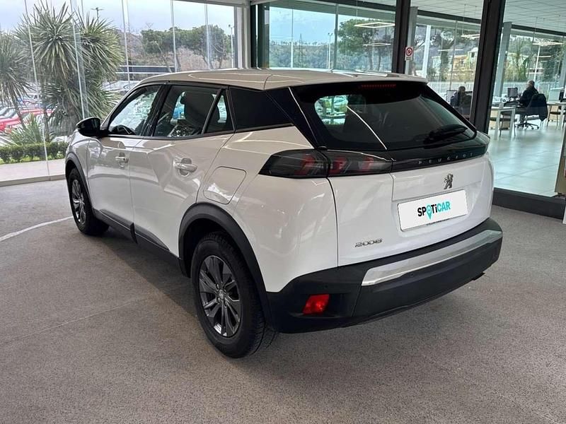 Usata Peugeot 2008 Active 102 CV (75 kW) 2022 Bianco SUV