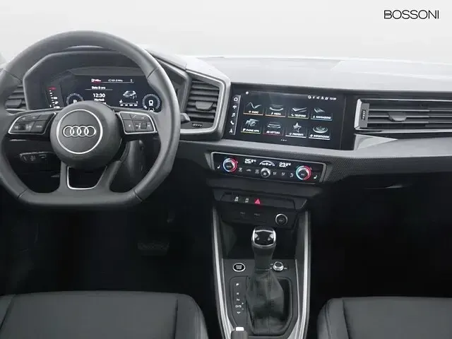 Usata Audi A1 Business 116 CV (85 kW) 2025 Grigio SUV