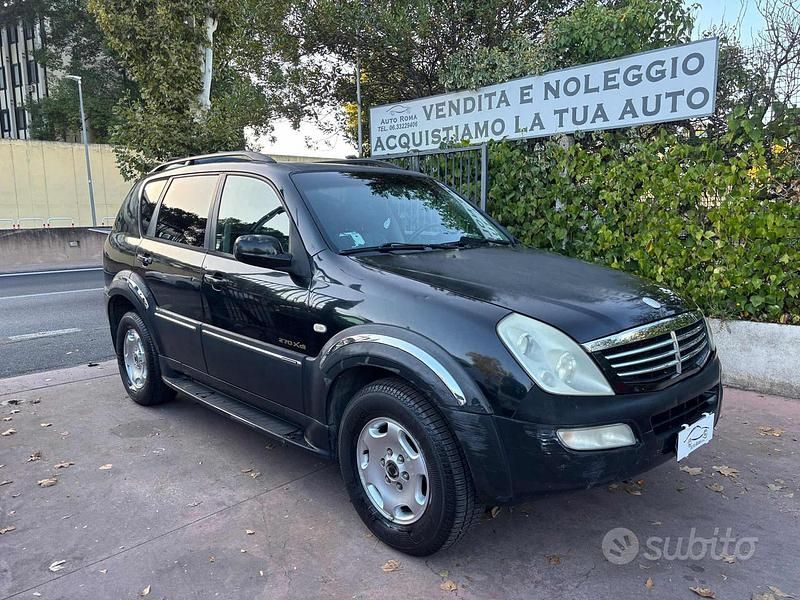Usata Ssangyong (KGM) Rexton 165 CV (121 kW) 2005 Nero SUV