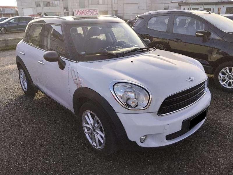 Usata Mini Cooper D Countryman Business 111 CV (81 kW) 2016 Bianco SUV
