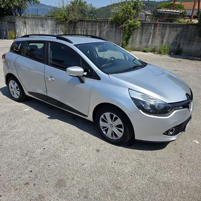 Usata Renault Clio IV Life 75 CV (55 kW) 2016 Berlina