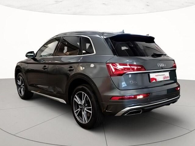 Usata Audi Q5 S-Line 204 CV (150 kW) 2024 Grigio daytona perlato SUV