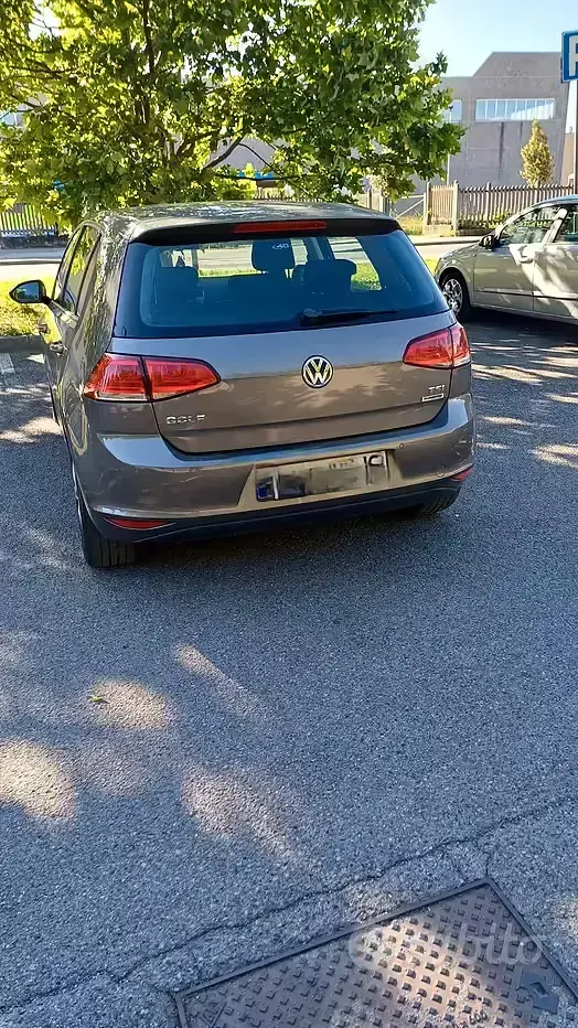 Usata VW Golf VII 85 CV (62 kW) 2015 Grigio Berlina