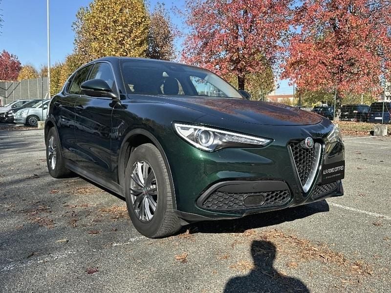 Usata Alfa Romeo Stelvio Business 190 CV (139 kW) 2021 Verde SUV