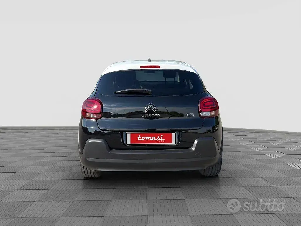Usata Citroën C3 PureTech 83 CV (61 kW) 2022 Night black Utilitaria
