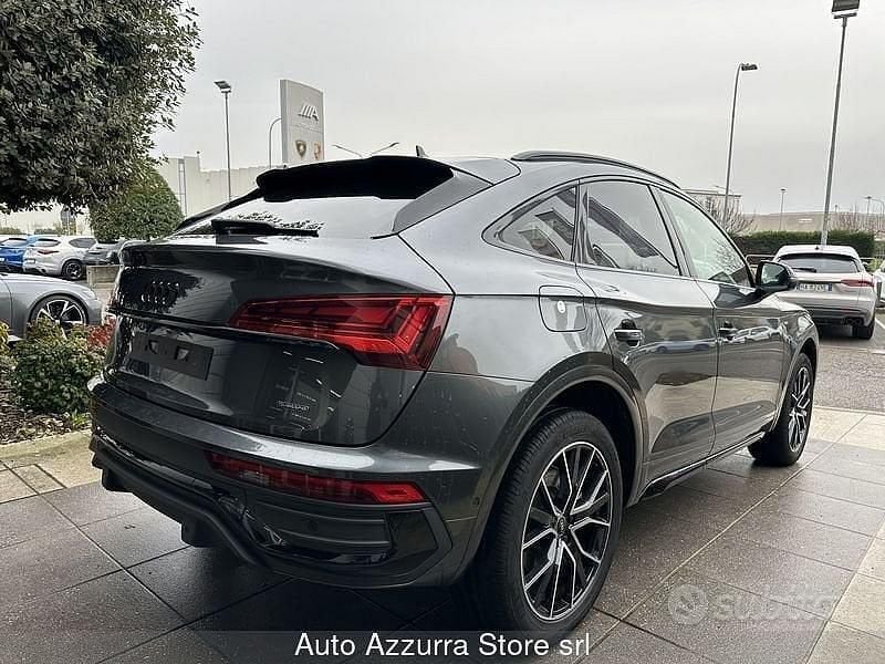 Usata Audi Q5 Ambiente 204 CV (150 kW) 2025 Grigio daytona SUV