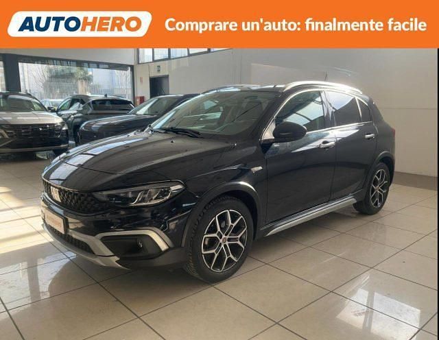 Usata Fiat Tipo Cross 131 CV (96 kW) 2021 Nero Berlina