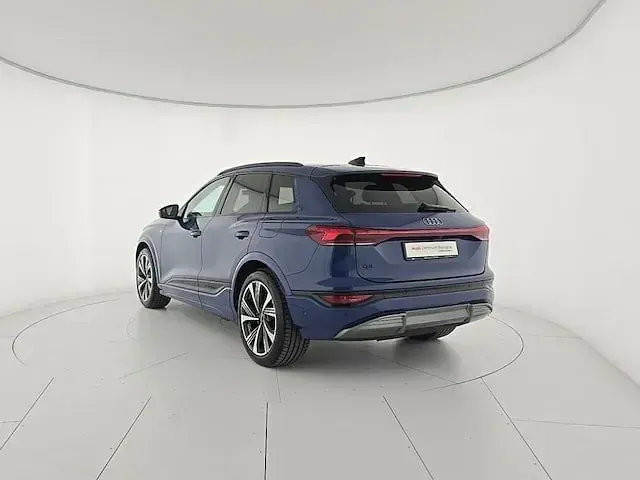 Usata Audi Q6 e-tron S-Line 284 kW (387 CV) 2025 Blu ascari metallizzato SUV