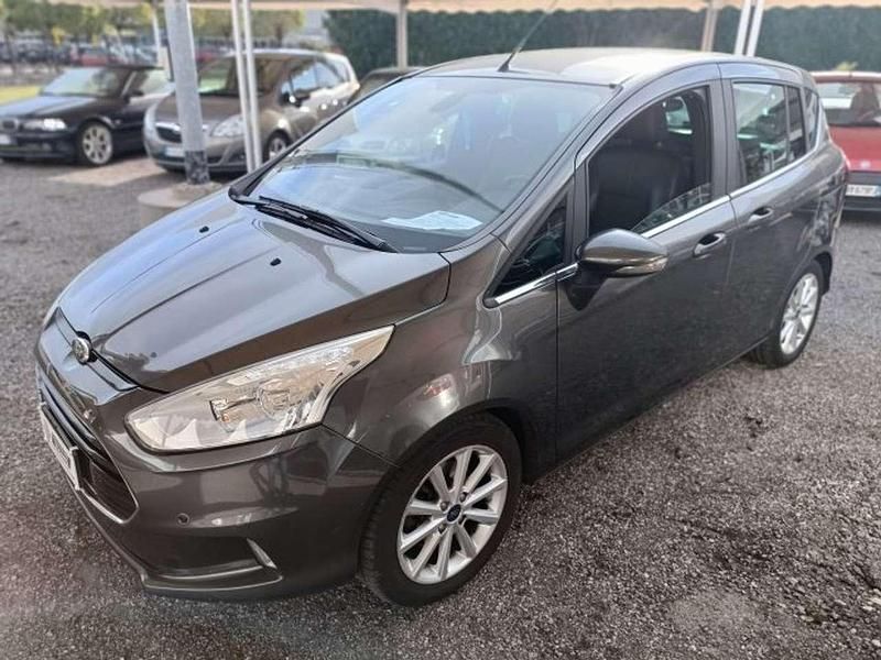 Usata Ford B-MAX Titanium 101 CV (74 kW) 2017 Grigio scuro Monovolume