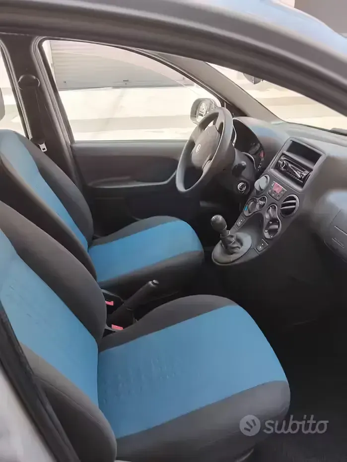 Usata Fiat Panda 75 CV (55 kW) 2010 Grigio Utilitaria