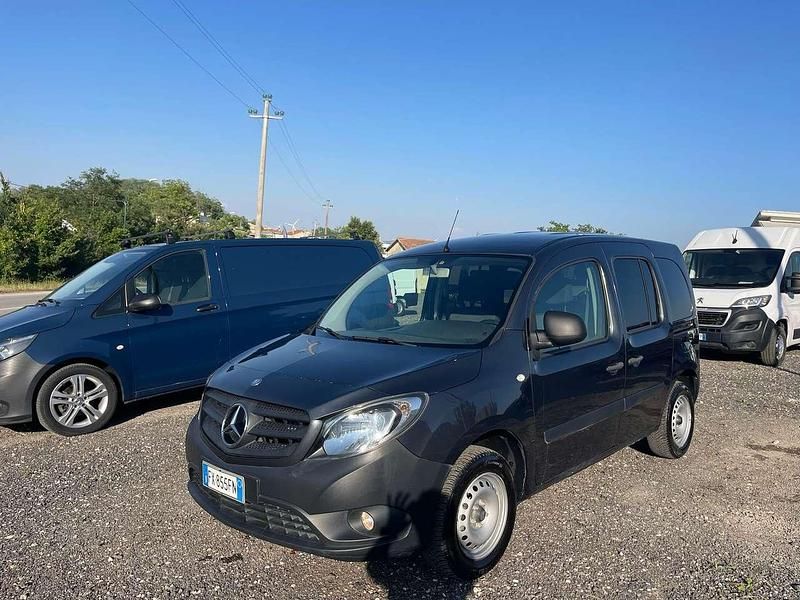 Grigio Usata 2019 Mercedes Citan 109 Station wagon | 9999 € (Molto cara) - Immagine 1/4