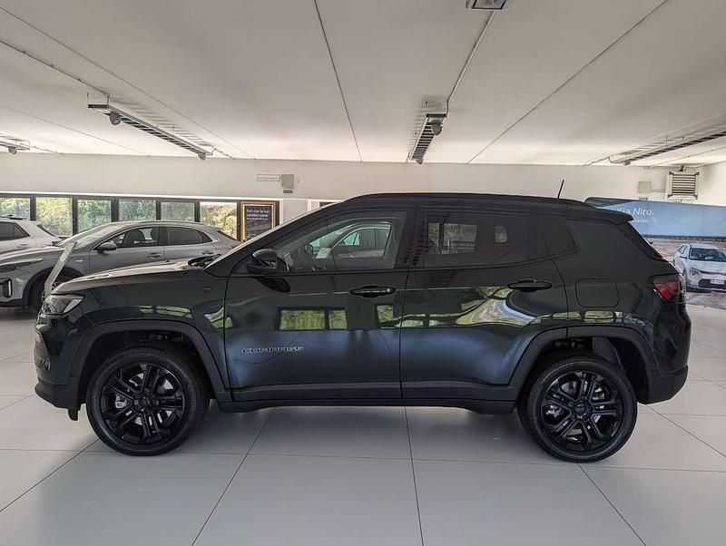 Nuova Jeep Compass North 179 CV (131 kW) 2025 Techno green + tetto nero SUV