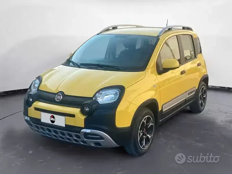 Usata Fiat Panda Cross Cross 70 CV (51 kW) 2021 Utilitaria