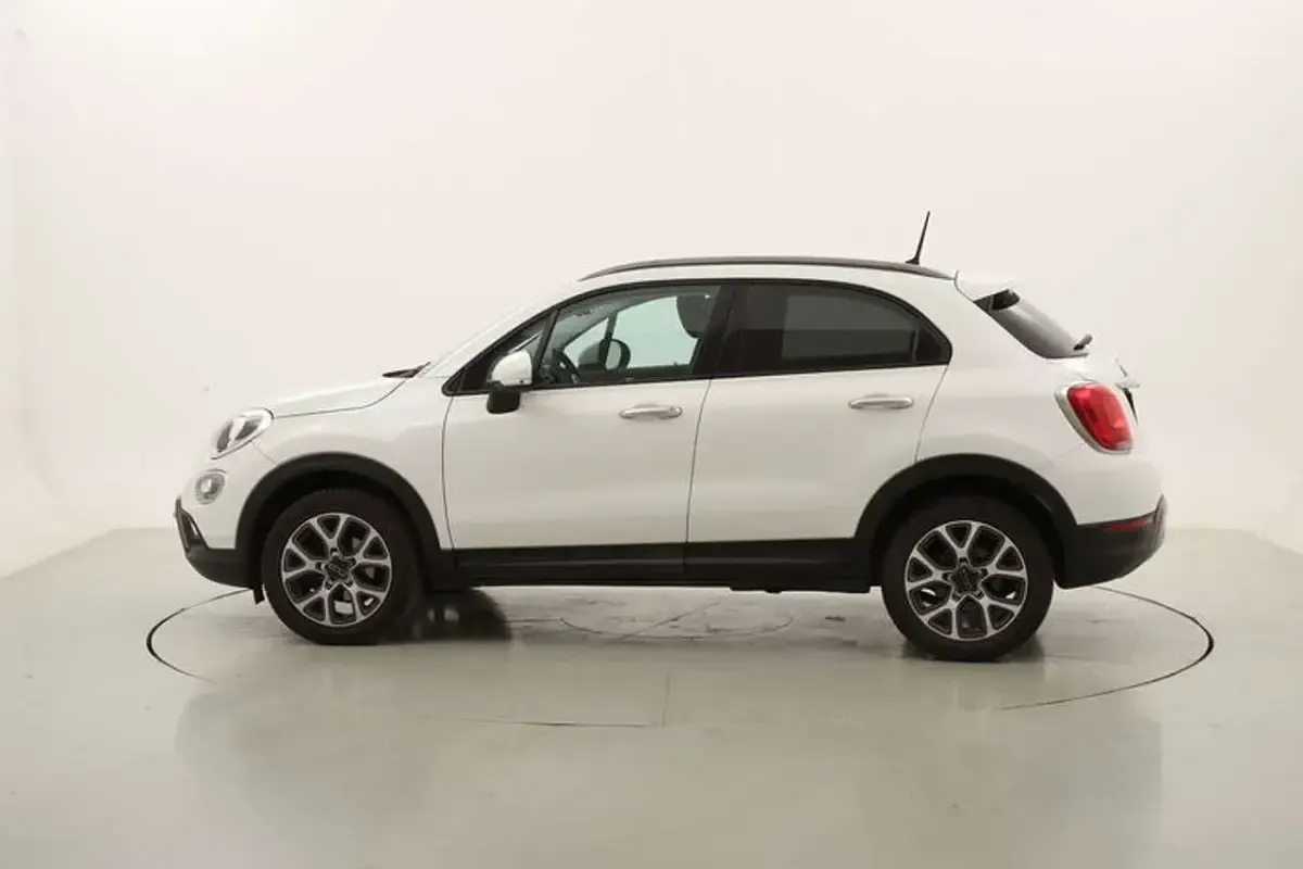 Usata Fiat 500X Lounge 140 CV (102 kW) 2016 Bianco SUV