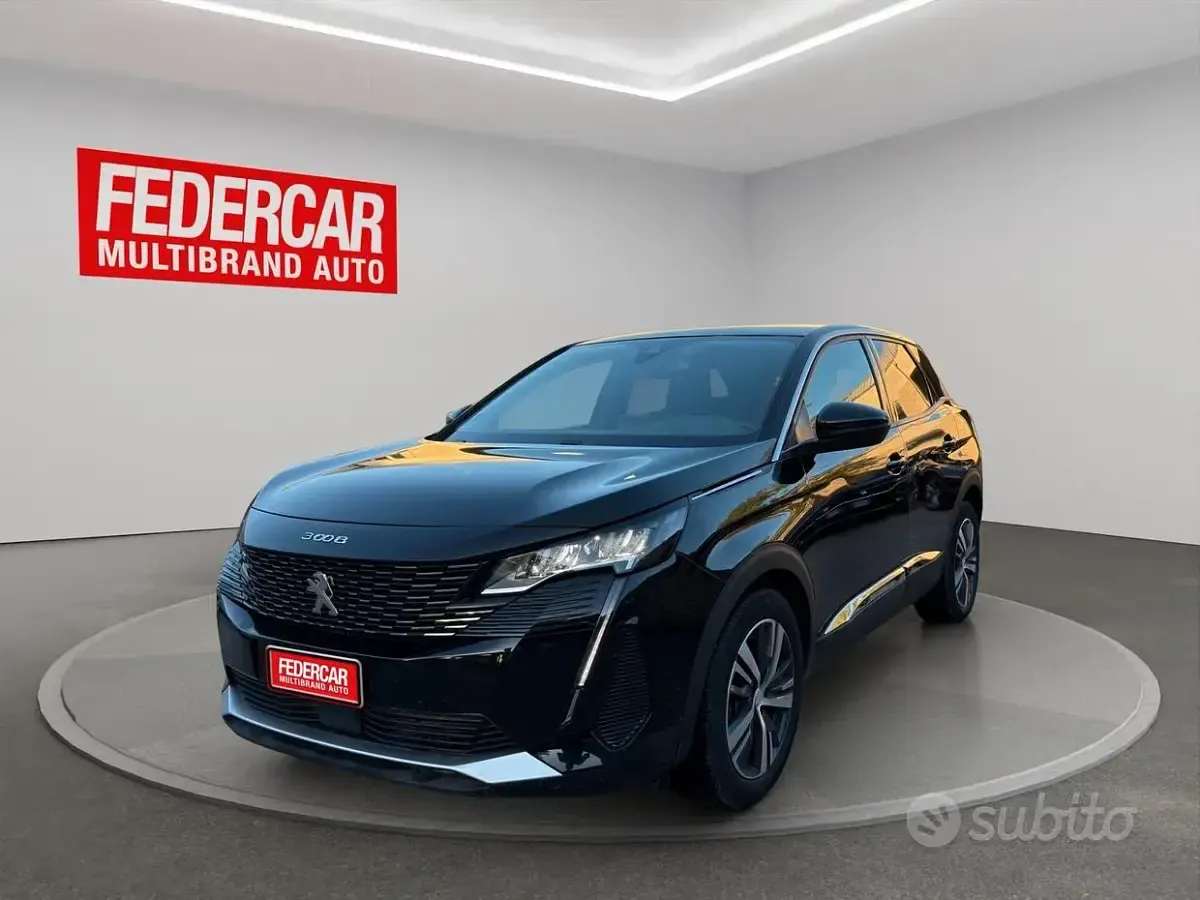 Usata Peugeot 3008 Allure 131 CV (96 kW) 2022 Nero SUV