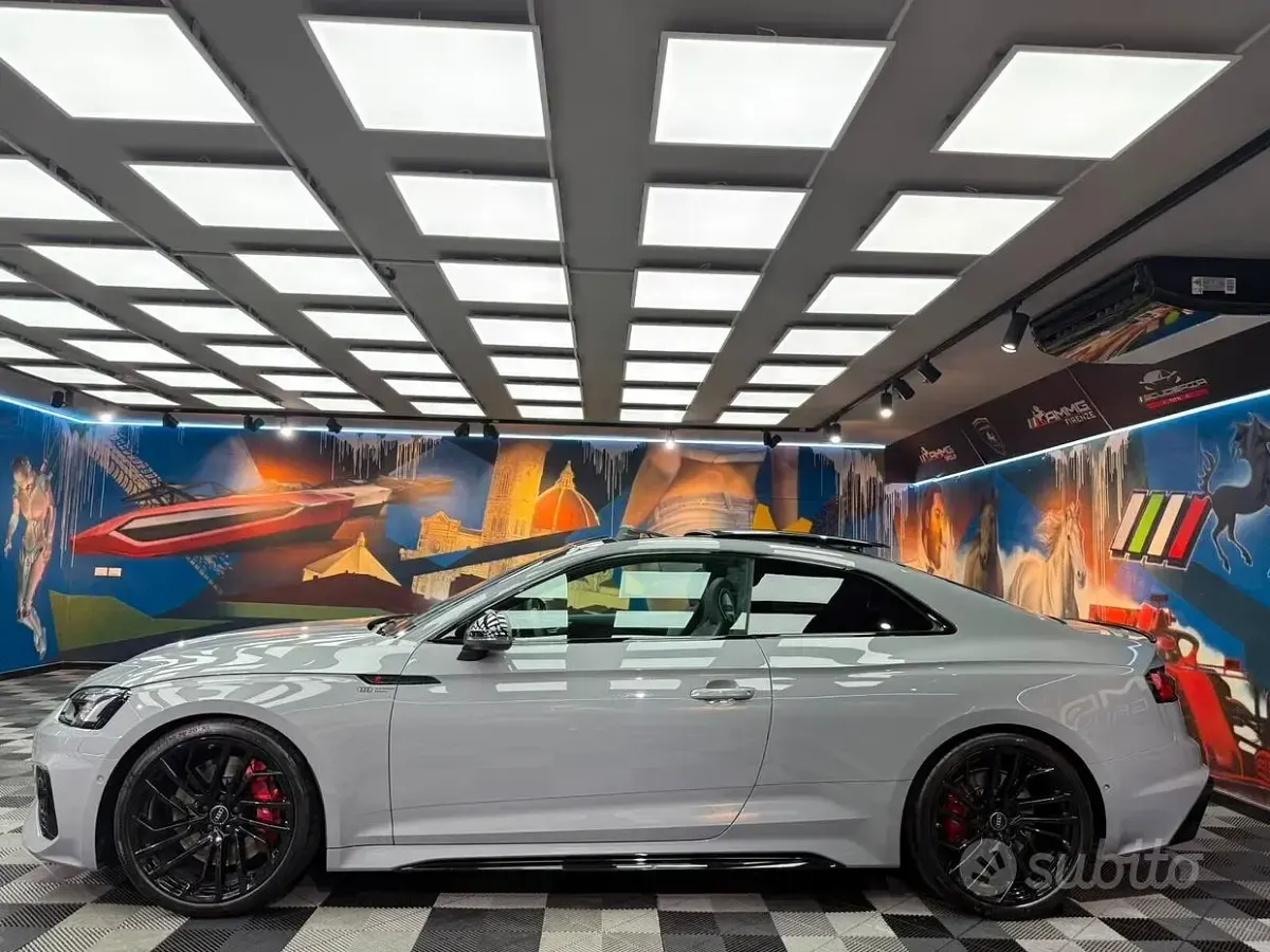 Usata Audi RS5 450 CV (330 kW) 2023 Grigio Coupé