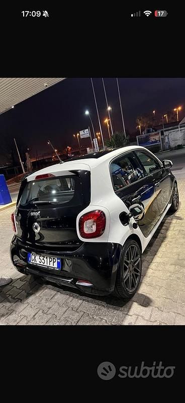 Usata Smart ForFour 2019 Nero Utilitaria