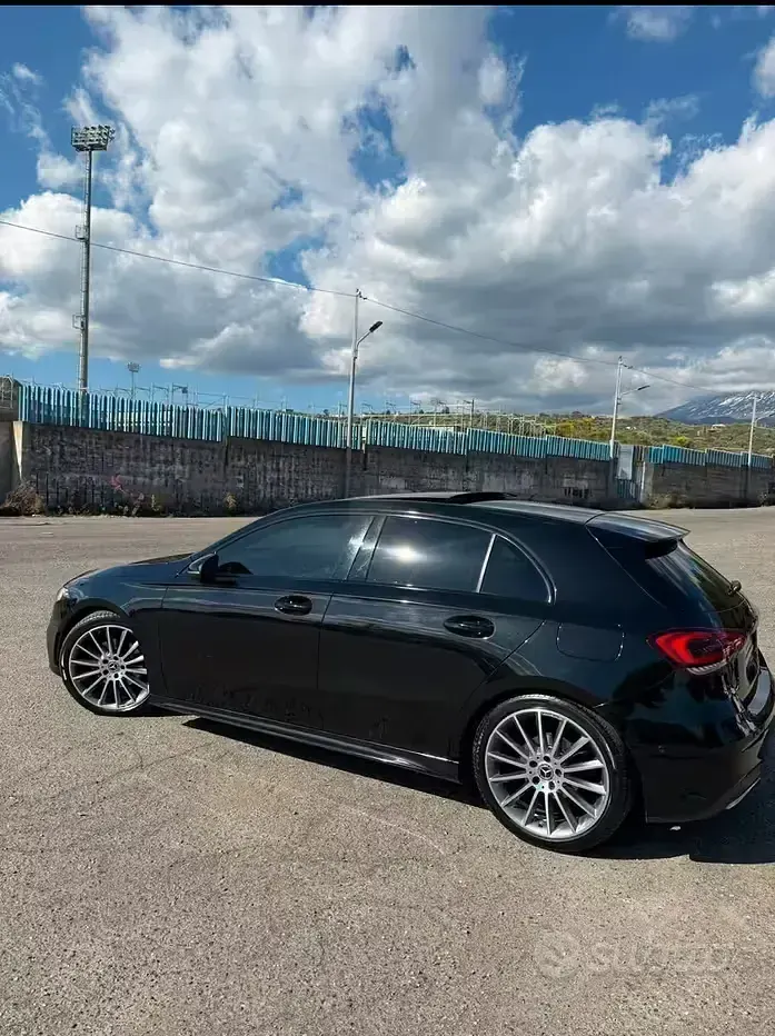 Usata Mercedes A180 116 CV (85 kW) 2024 Nero Berlina