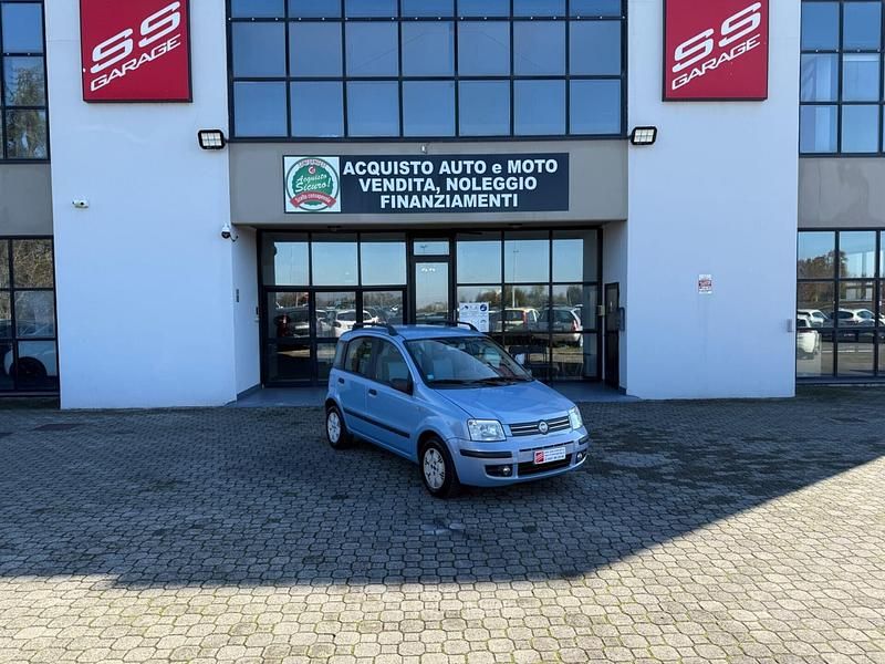 Blu Usata 2006 Fiat Panda Dynamic Tre volumi | 3900 € (Cara) - Immagine 1/4