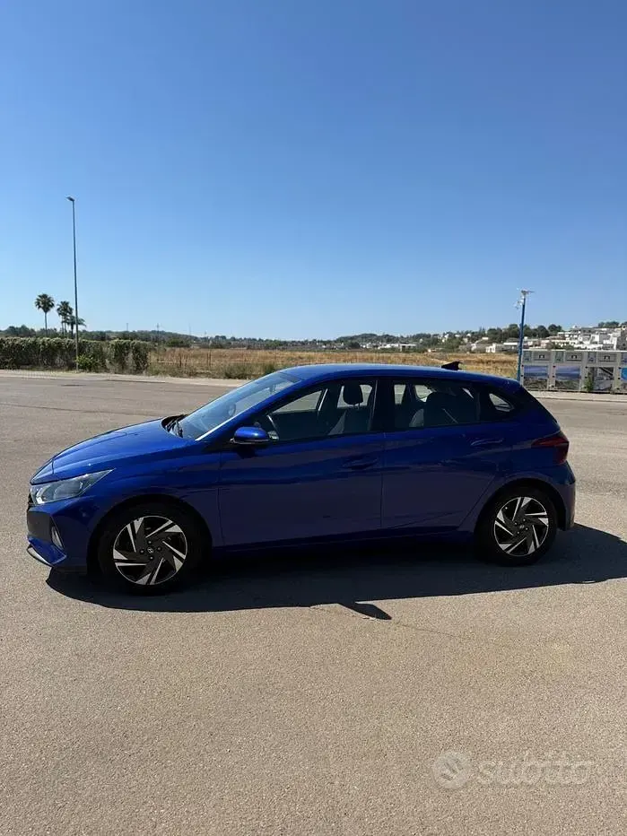 Usata Hyundai i20 84 CV (61 kW) 2021 Bluazzurro Utilitaria