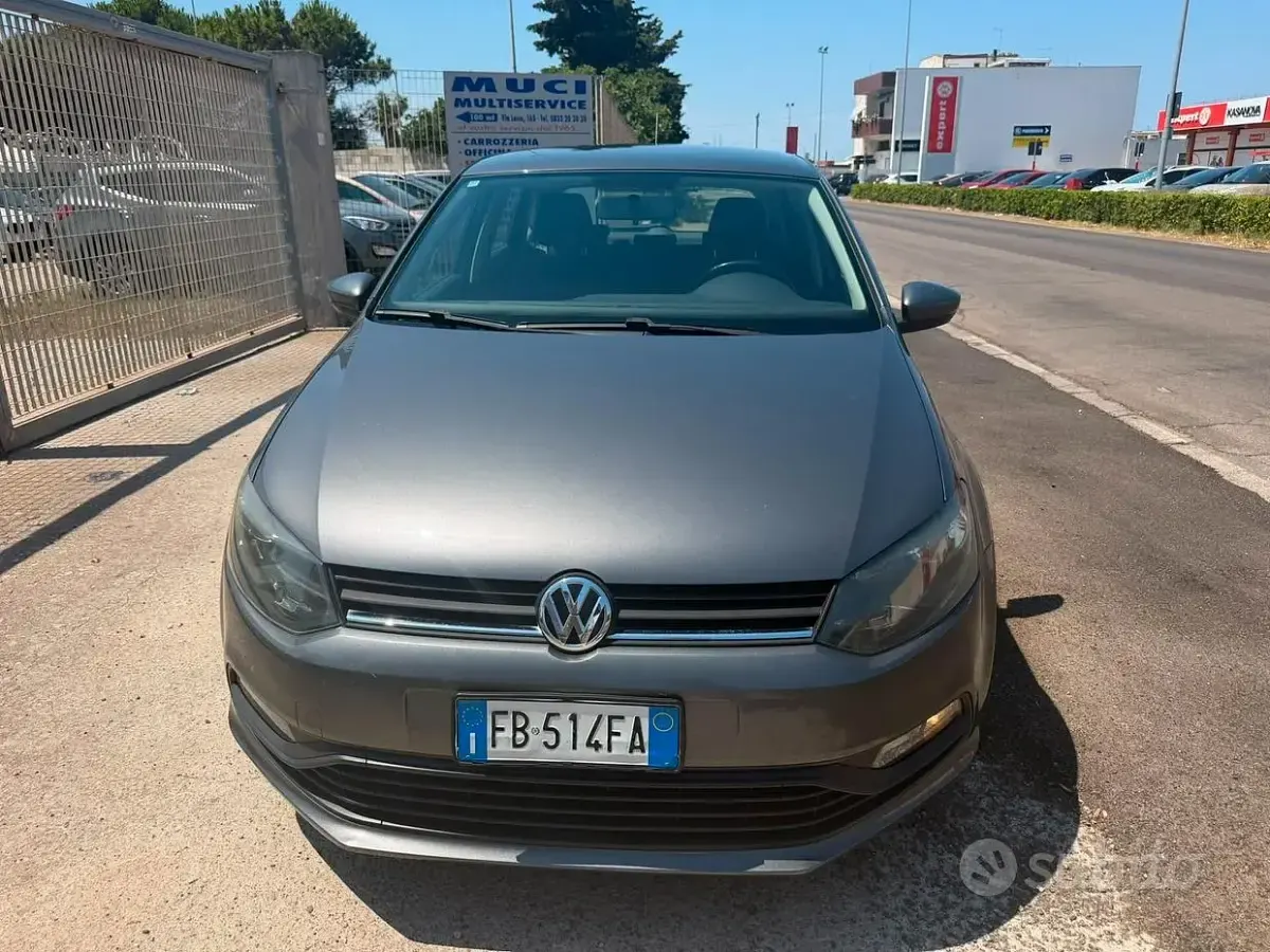 Usata VW Polo 75 CV (55 kW) 2016 Grigio Berlina