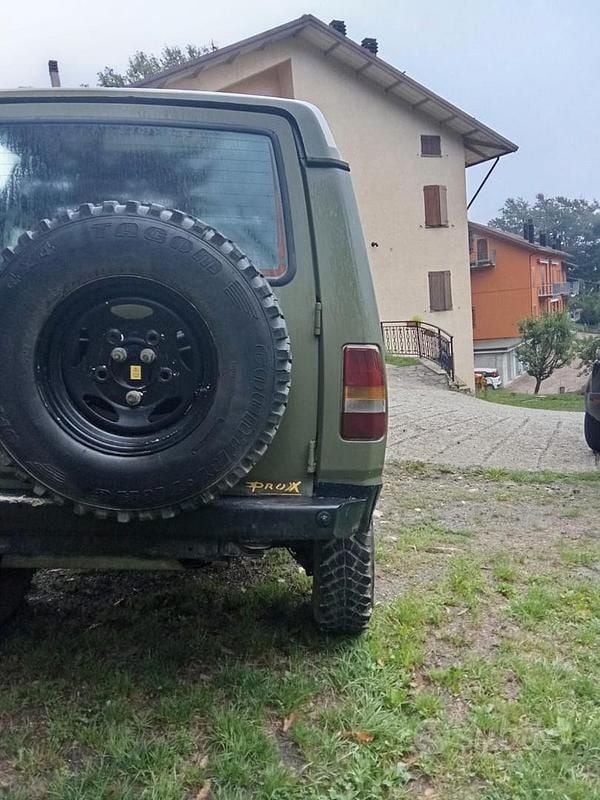 Usata Land Rover Discovery 113 CV (83 kW) 1991 Verde SUV
