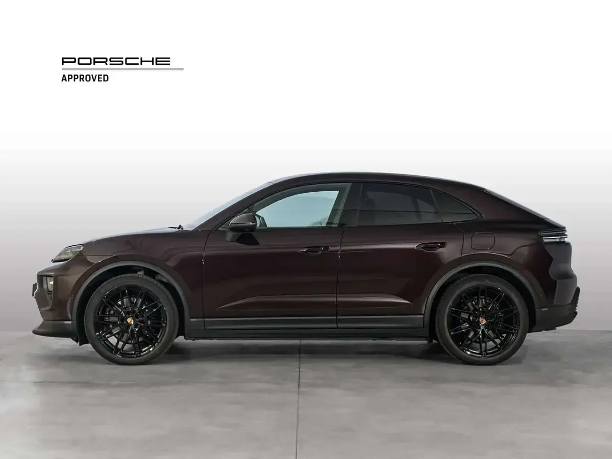 Usata Porsche Macan 380 kW (517 CV) 2025 Rubino SUV