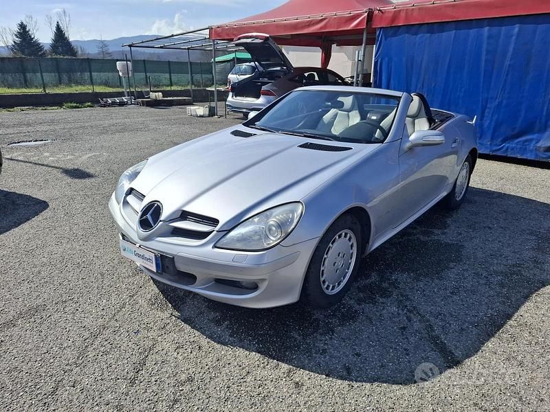 Usata Mercedes SLK200 2004 Grigio Cabrio